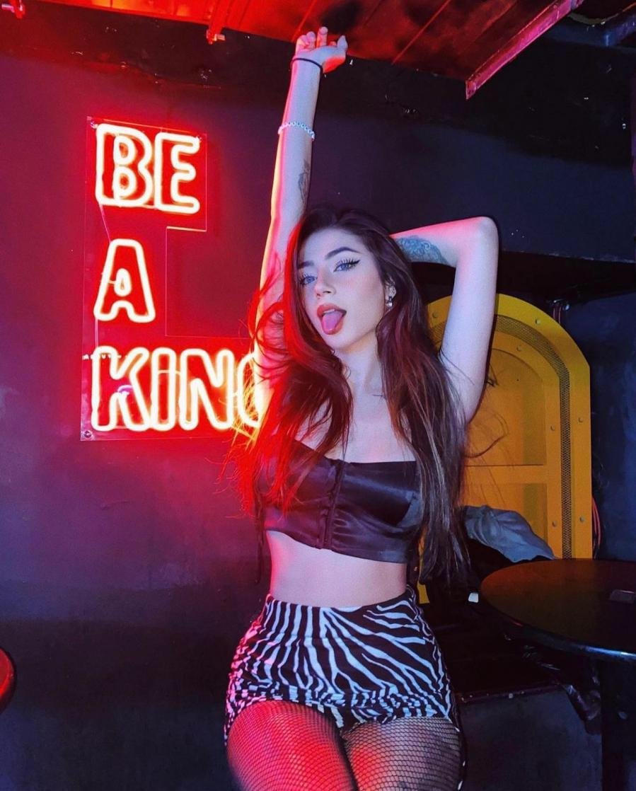 Kavaklıdere Birlikte Güzel Escort Bayan Melike