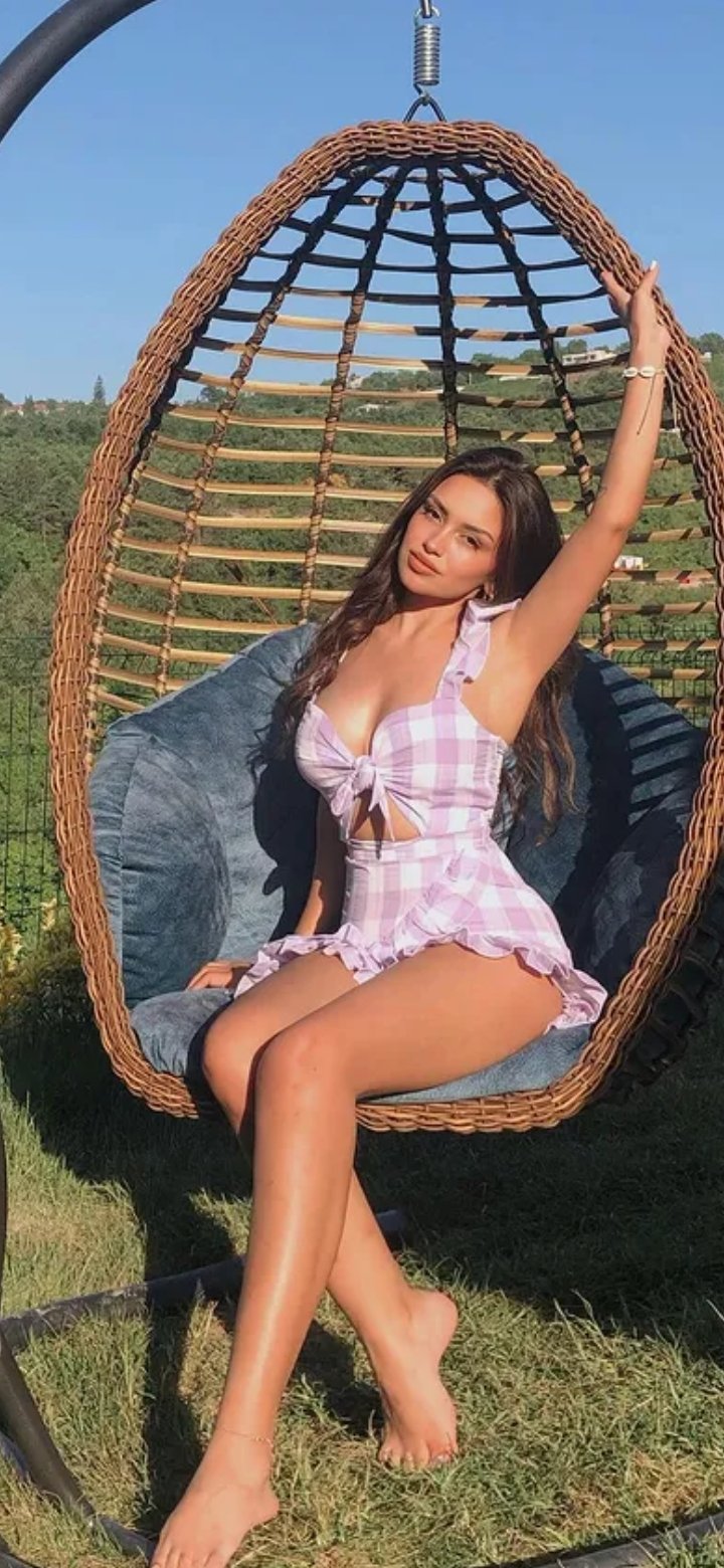 Yalıkavak Karizmatik Kadın Escort Ceylan