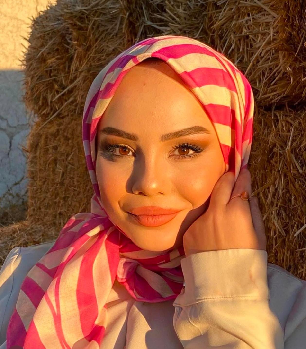 Bodrum Zeki ve Nazik Kadın Bayan Escort Kaderin